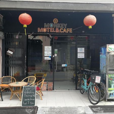 Monkey Motel Cafe Малакка Экстерьер фото