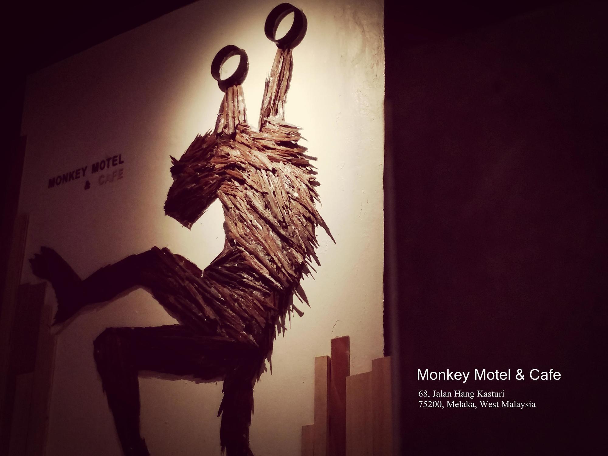 Monkey Motel Cafe Малакка Экстерьер фото