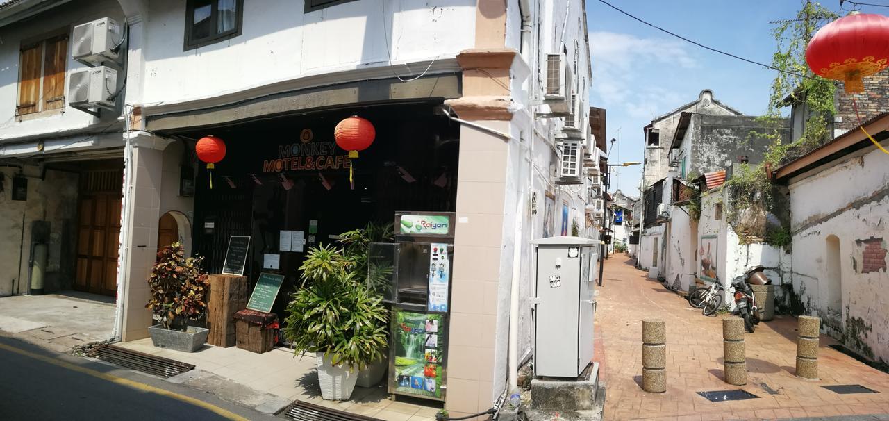 Monkey Motel Cafe Малакка Экстерьер фото